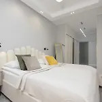 Lux Grzybowska With Parking By Renters Prestige