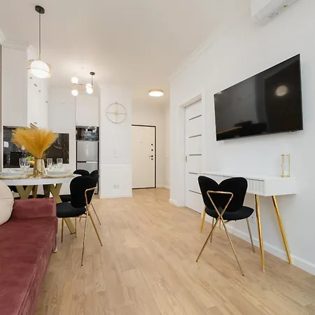 Apartment Lux Grzybowska With Parking By Renters Prestige *