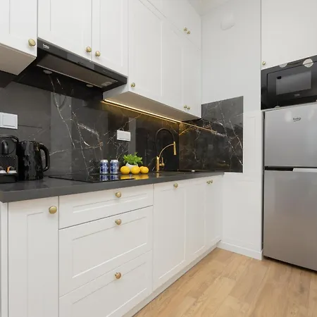Lux Grzybowska With Parking By Renters Prestige Apartment
