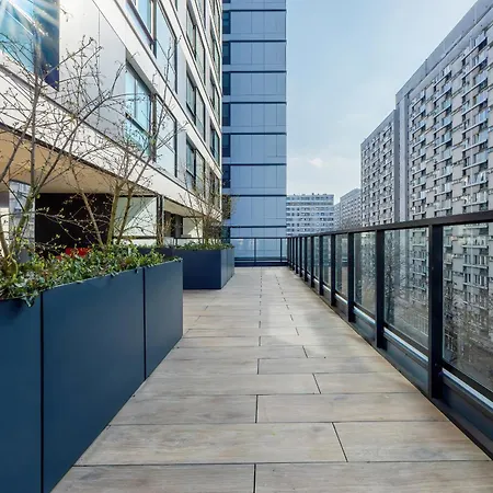 Lux Grzybowska With Parking By Renters Prestige * Warschau