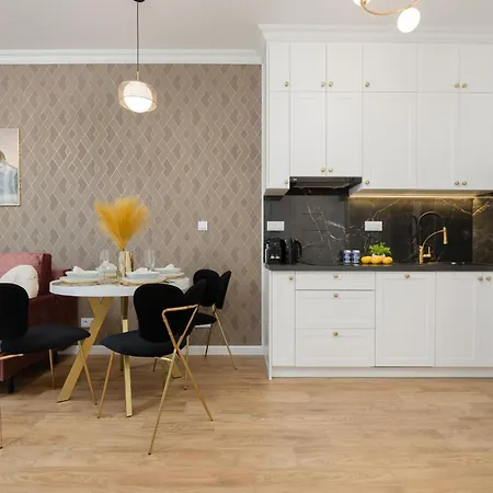 Apartment Lux Grzybowska With Parking By Renters Prestige *