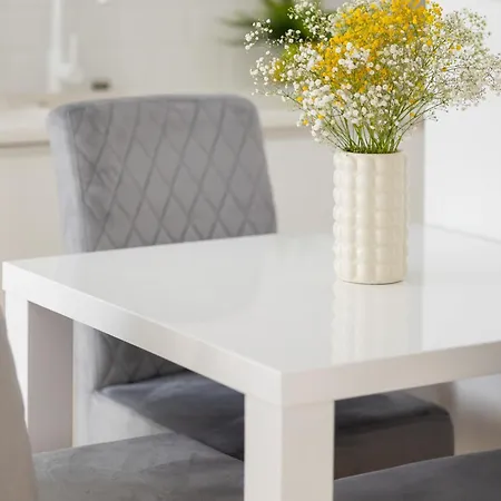 Lux Grzybowska With Parking By Renters Prestige Apartment Warsaw