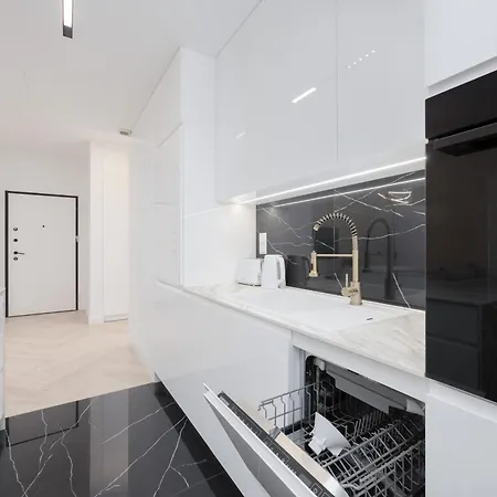 Lux Grzybowska With Parking By Renters Prestige Apartment *