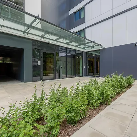 Lux Grzybowska With Parking By Renters Prestige Warschau