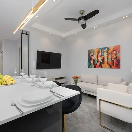 Apartamento Lux Grzybowska With Parking By Renters Prestige Varsóvia