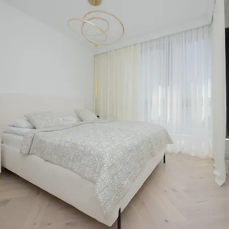 Lux Grzybowska With Parking By Renters Prestige *