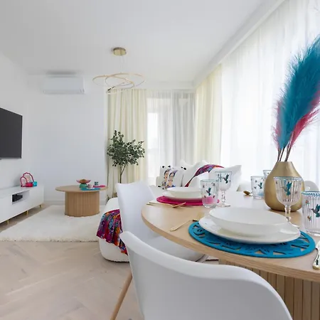 Lux Grzybowska With Parking By Renters Prestige * Varsóvia