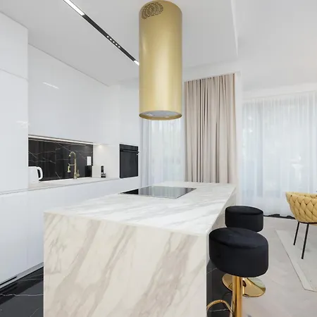 Lux Grzybowska With Parking By Renters Prestige