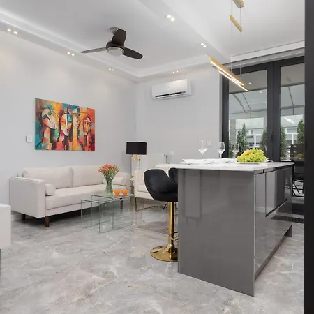 Lux Grzybowska With Parking By Renters Prestige