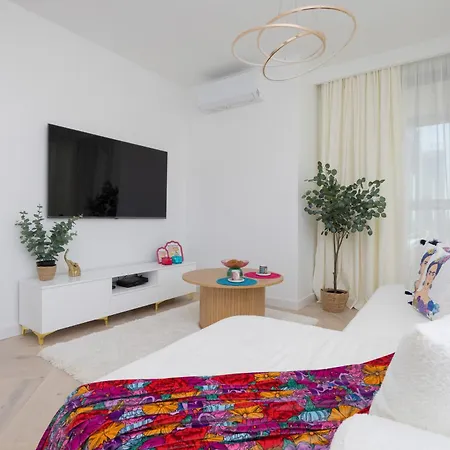 Lejlighed Lux Grzybowska With Parking By Renters Prestige